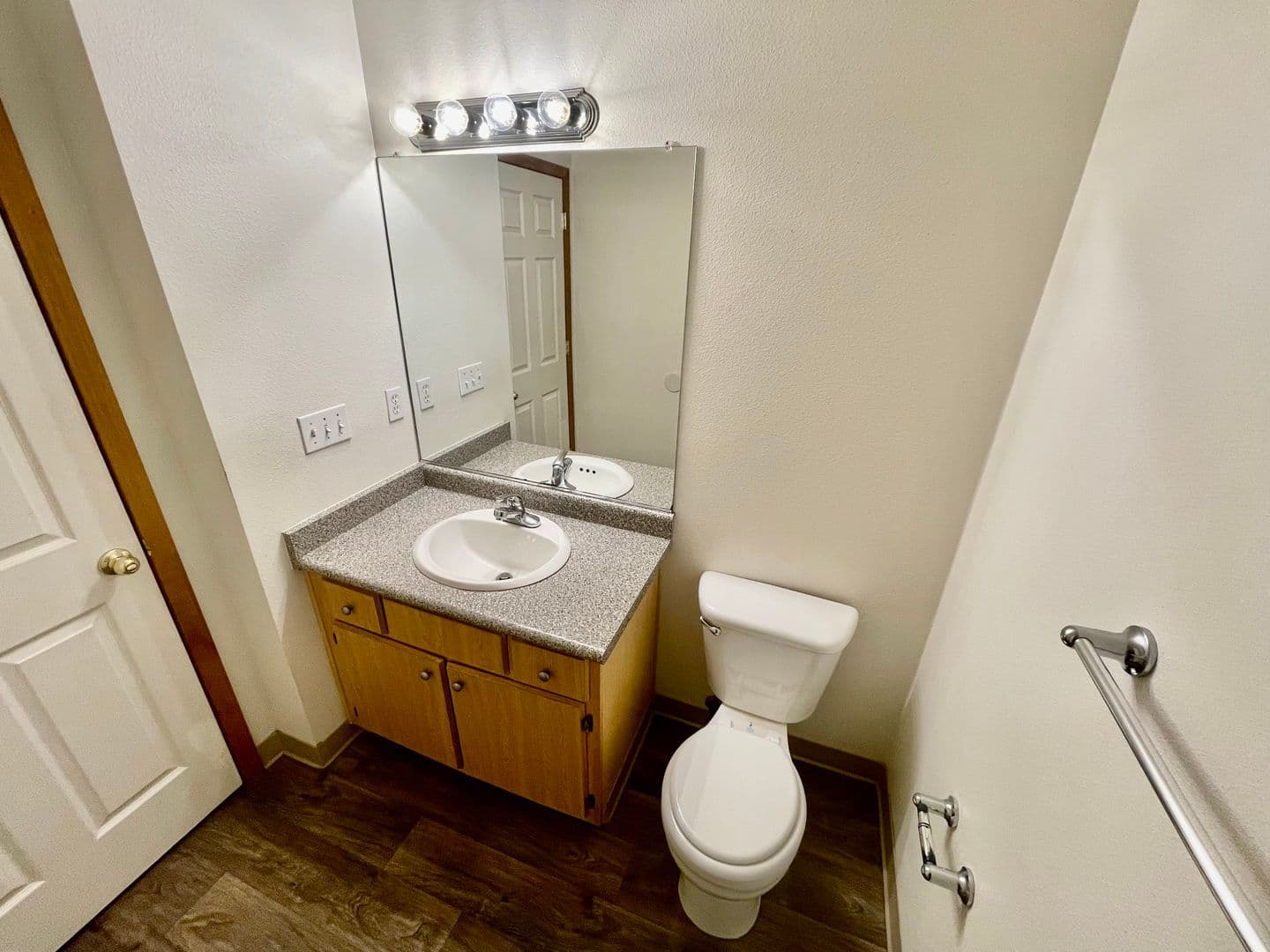 Portland Apartment: 3410-3414 SE 143rd Ave
