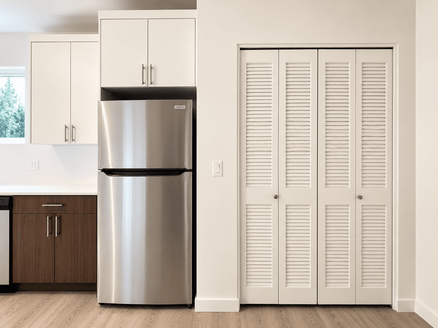 Portland Apartment: 232 NE 61st Ave.