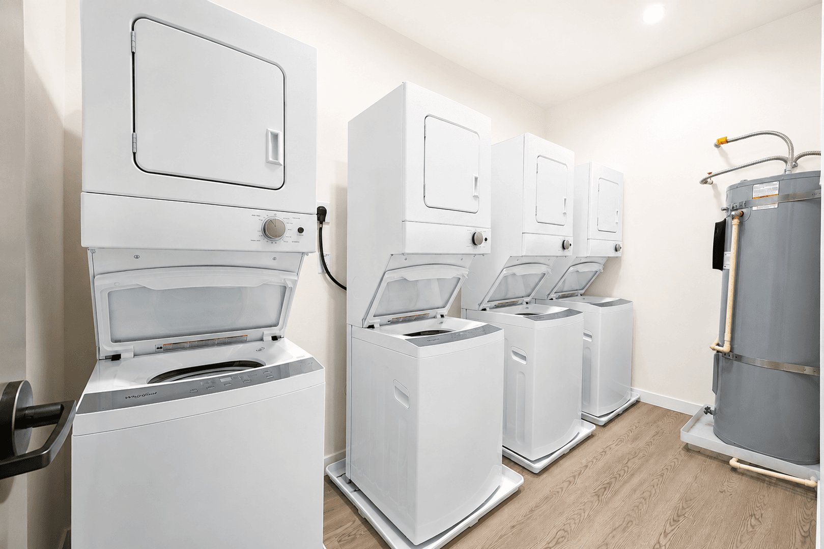 Portland Apartment: 2465 NE Alberta St.
