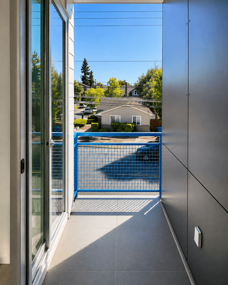 Portland Apartment: 2465 NE Alberta St.