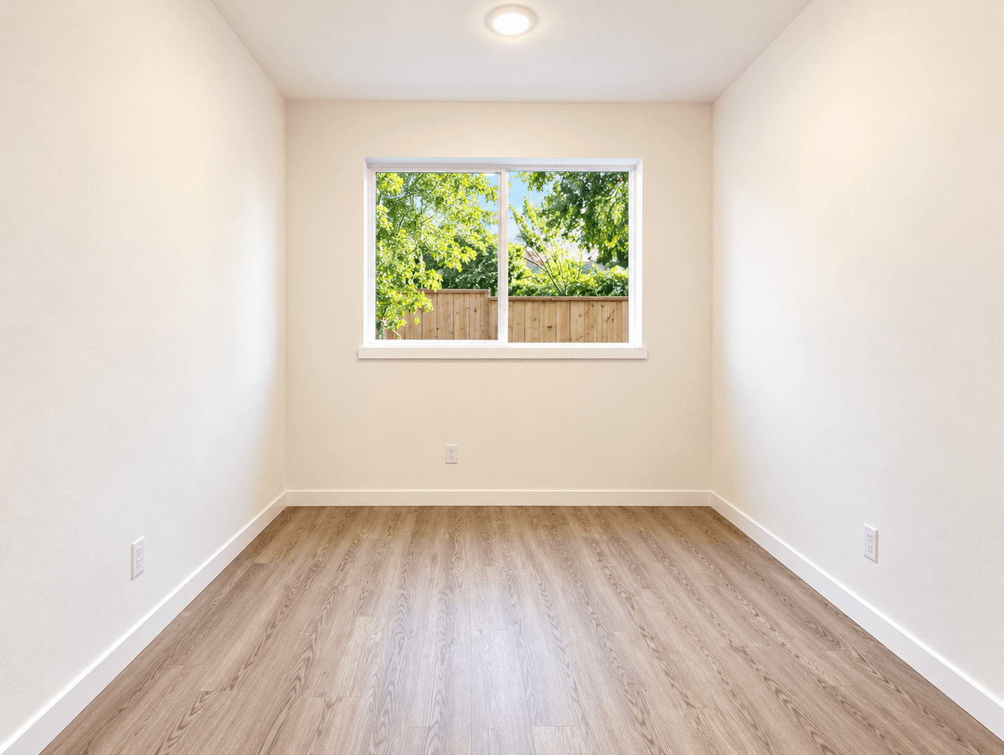 Portland Apartment: 232 NE 61st Ave.