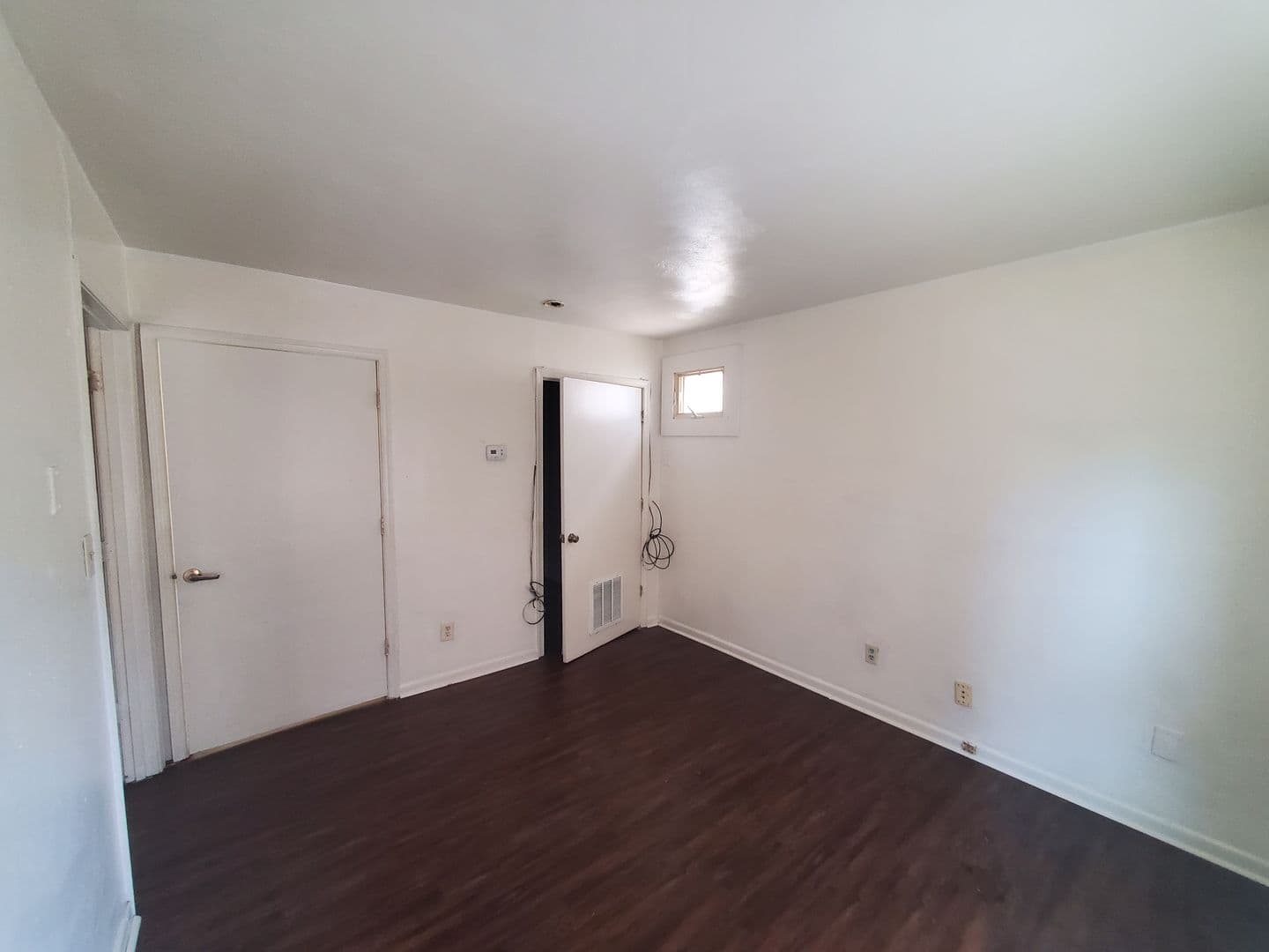 Norfolk Apartment: 9600 7th Bay St