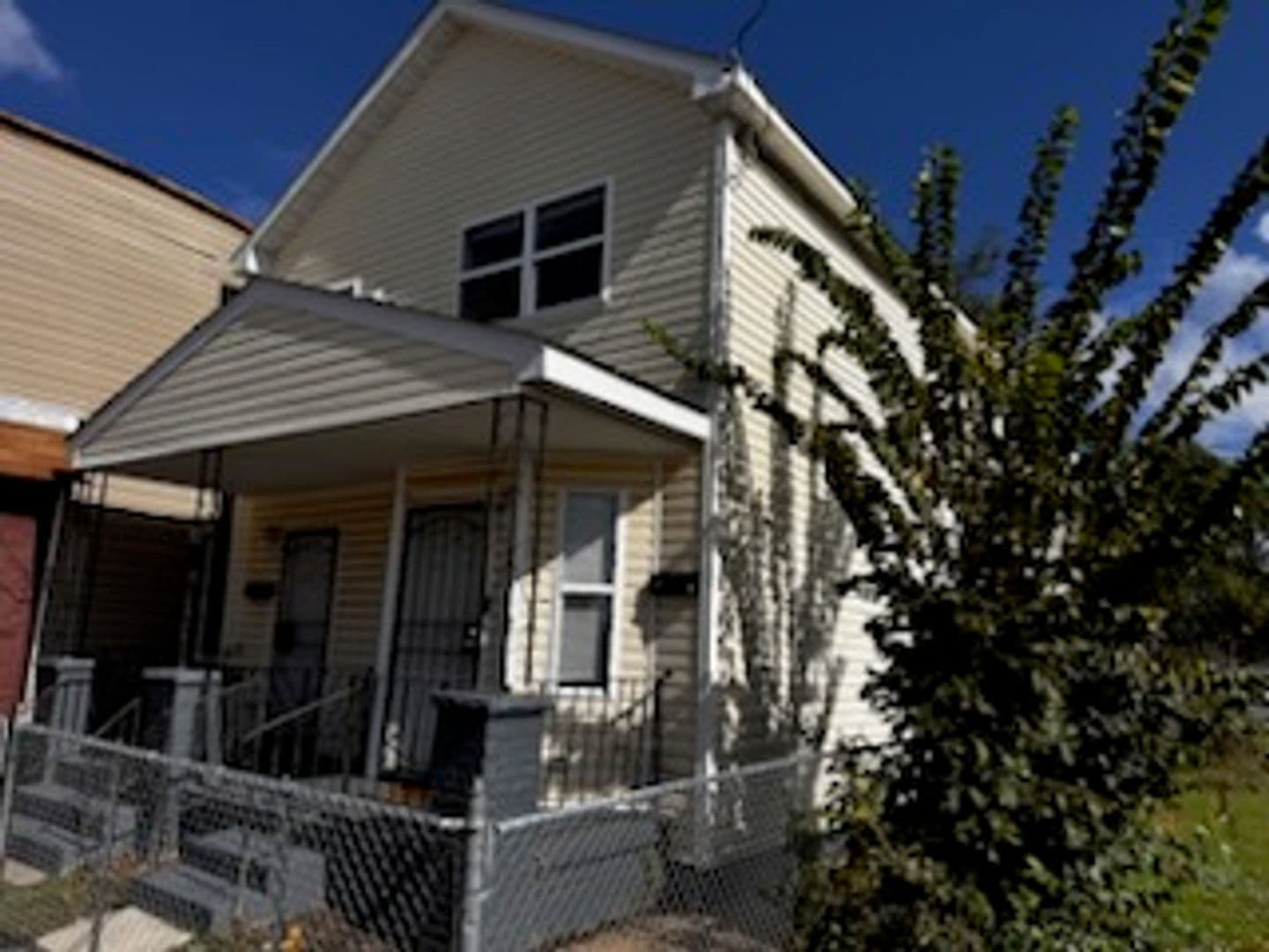 Chesapeake Apartment: 614 Lafayette Ave