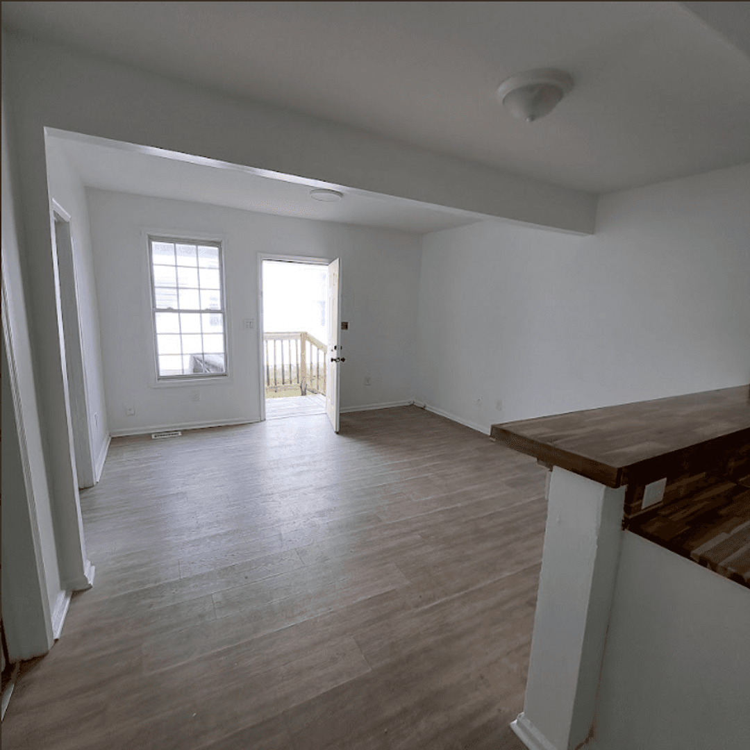 Chesapeake Apartment: 614 Lafayette Ave