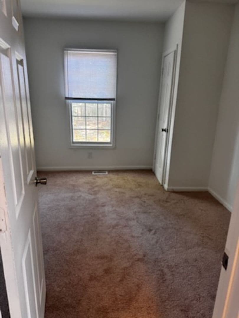 Chesapeake Apartment: 614 Lafayette Ave