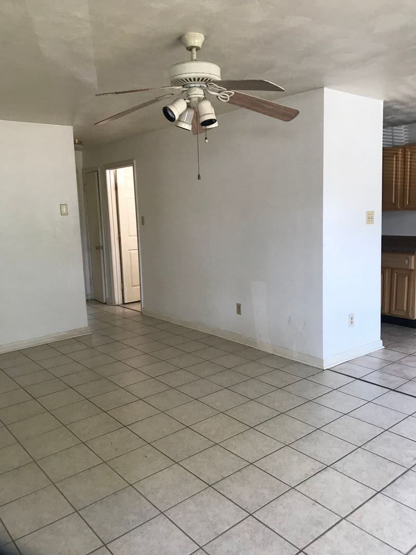 Norfolk Apartment: 1801 Bower St