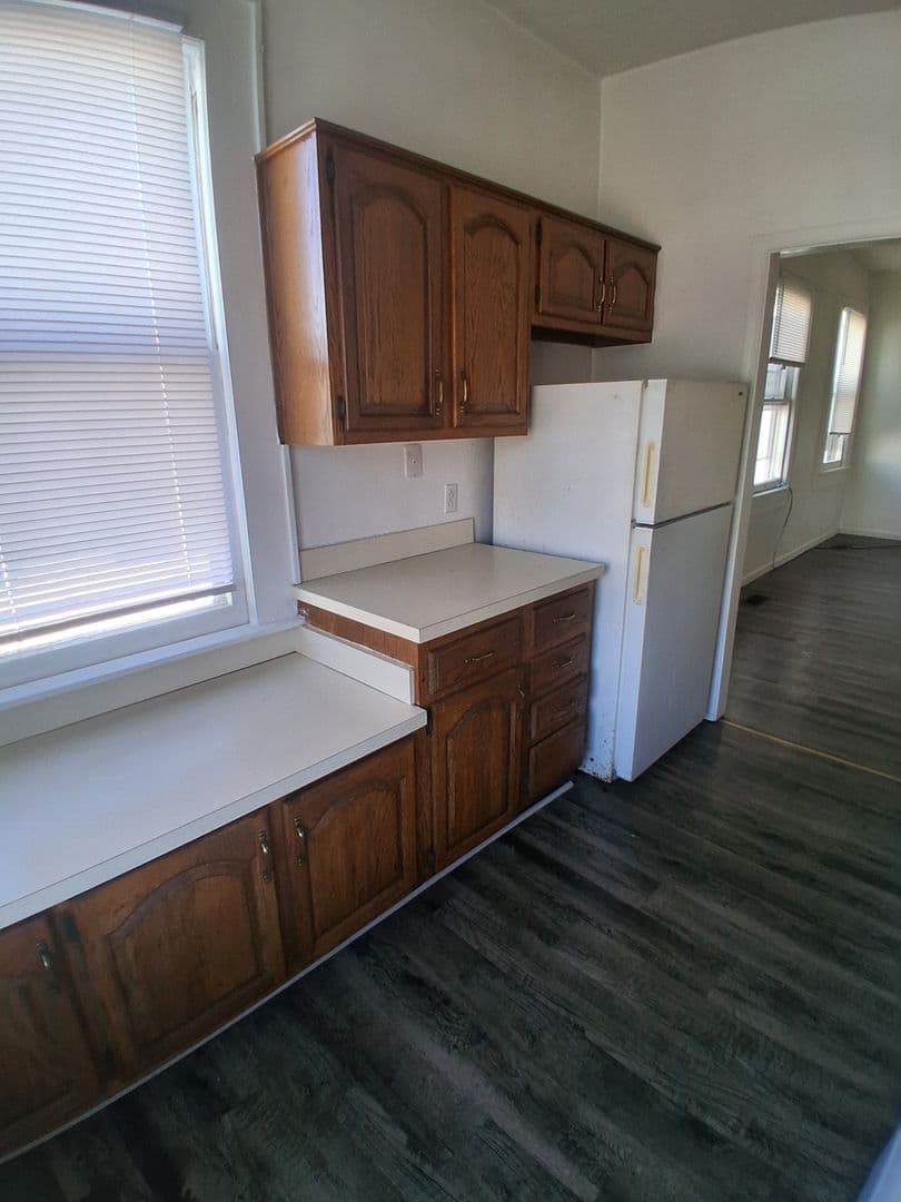 Portsmouth Apartment: 431 County St