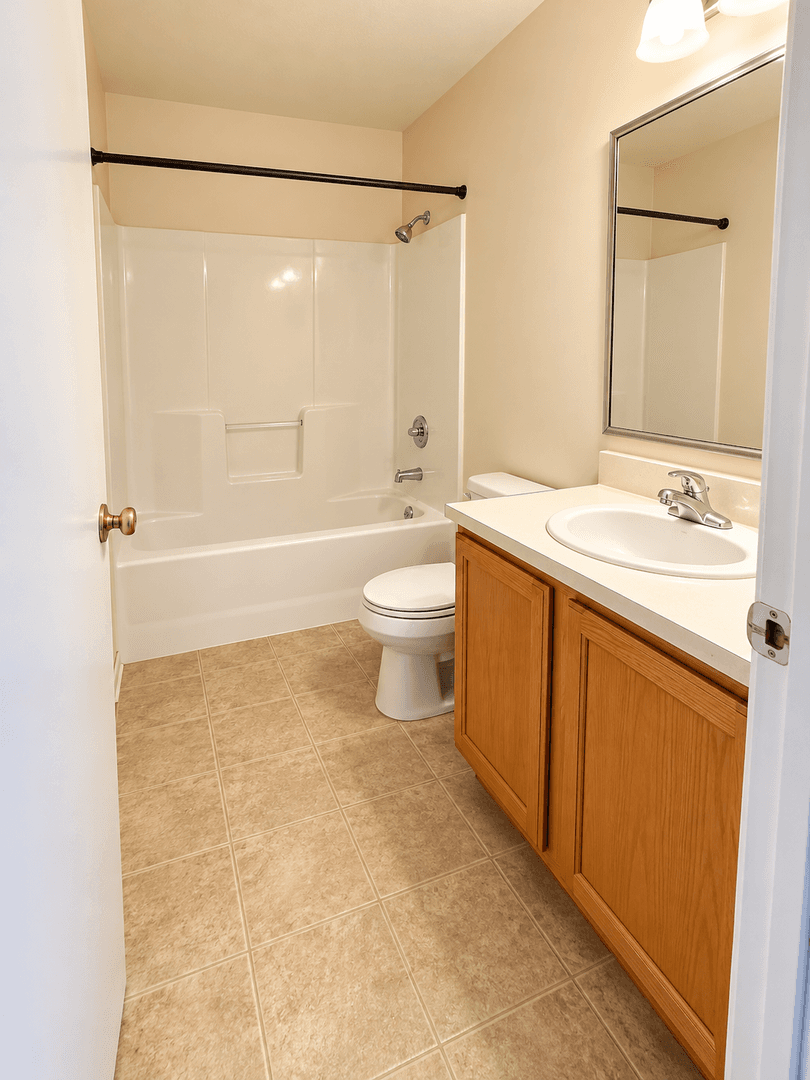Vernon Apartment: 655 Talcottville Rd.