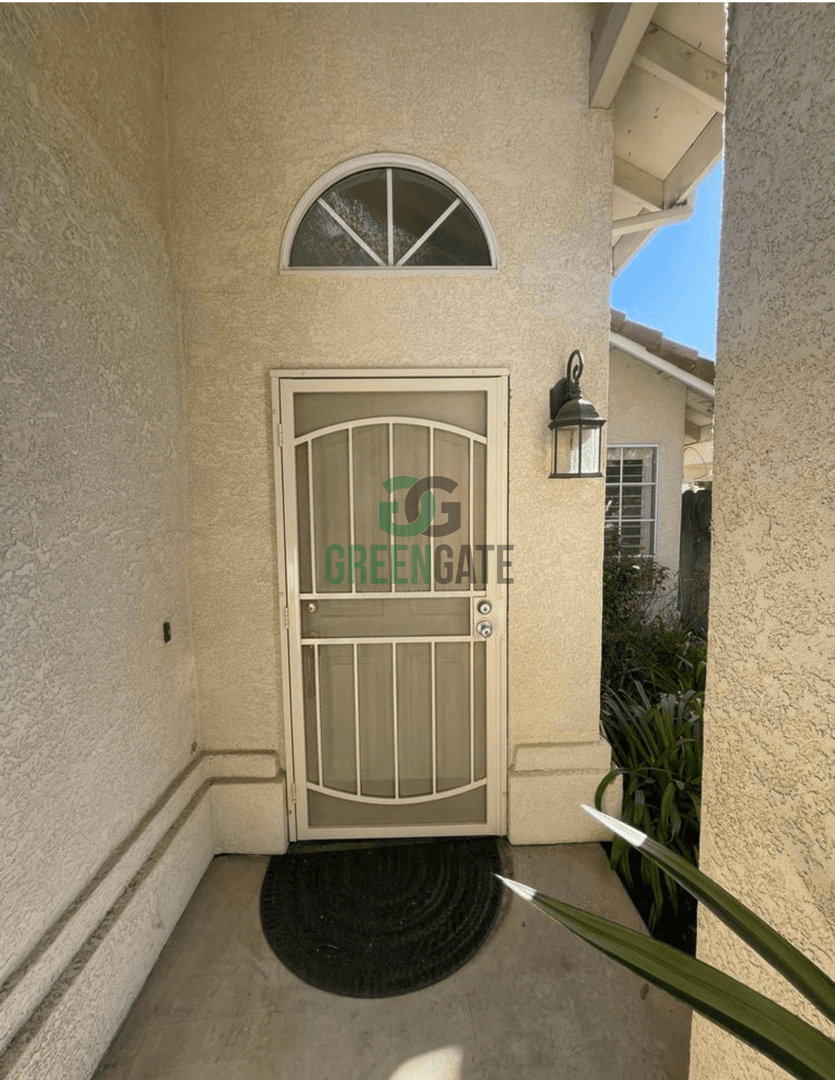 Modesto House: 3612 Justin Ct