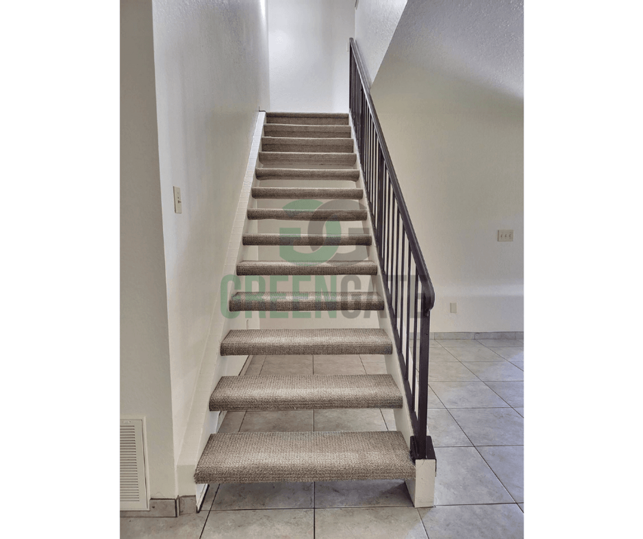 Modesto House: 2428 Woodvale Dr.