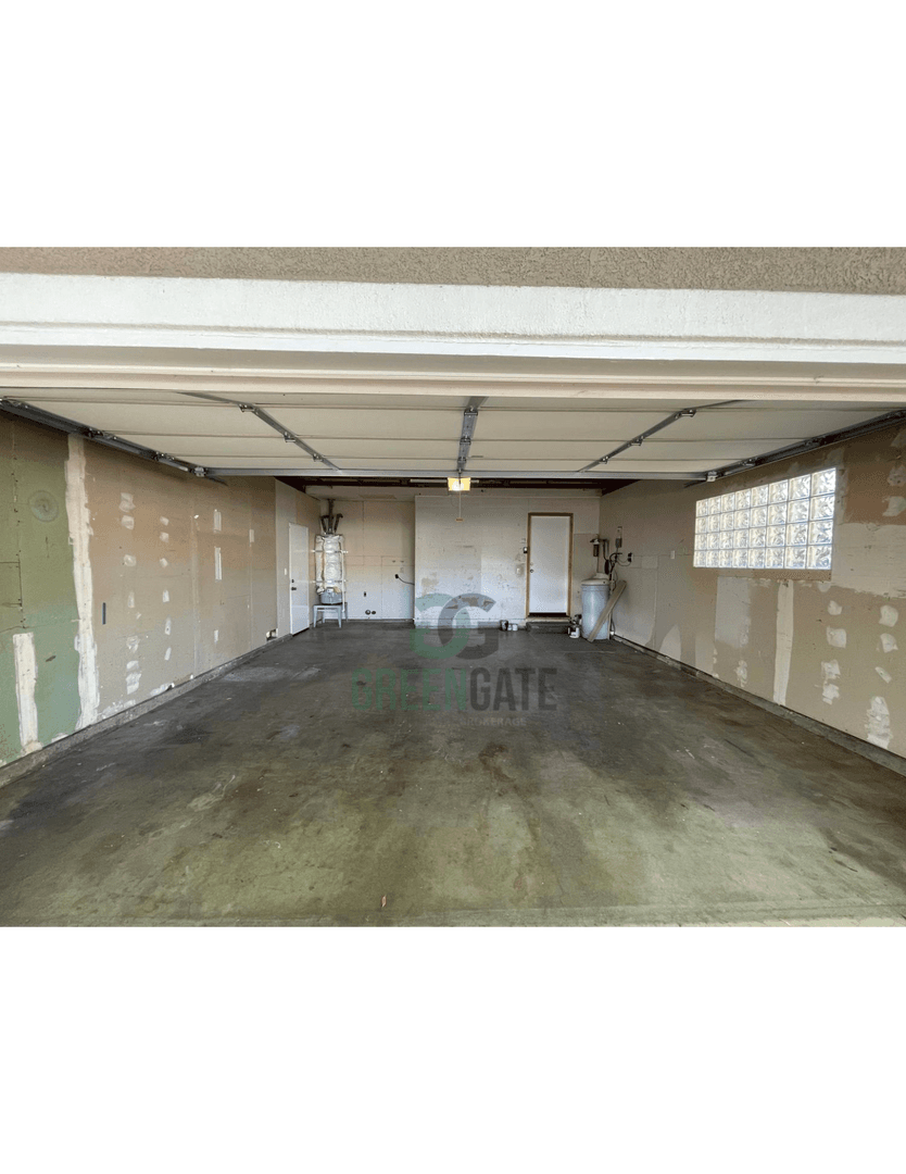 Modesto House: 533 Arrowhead Ct