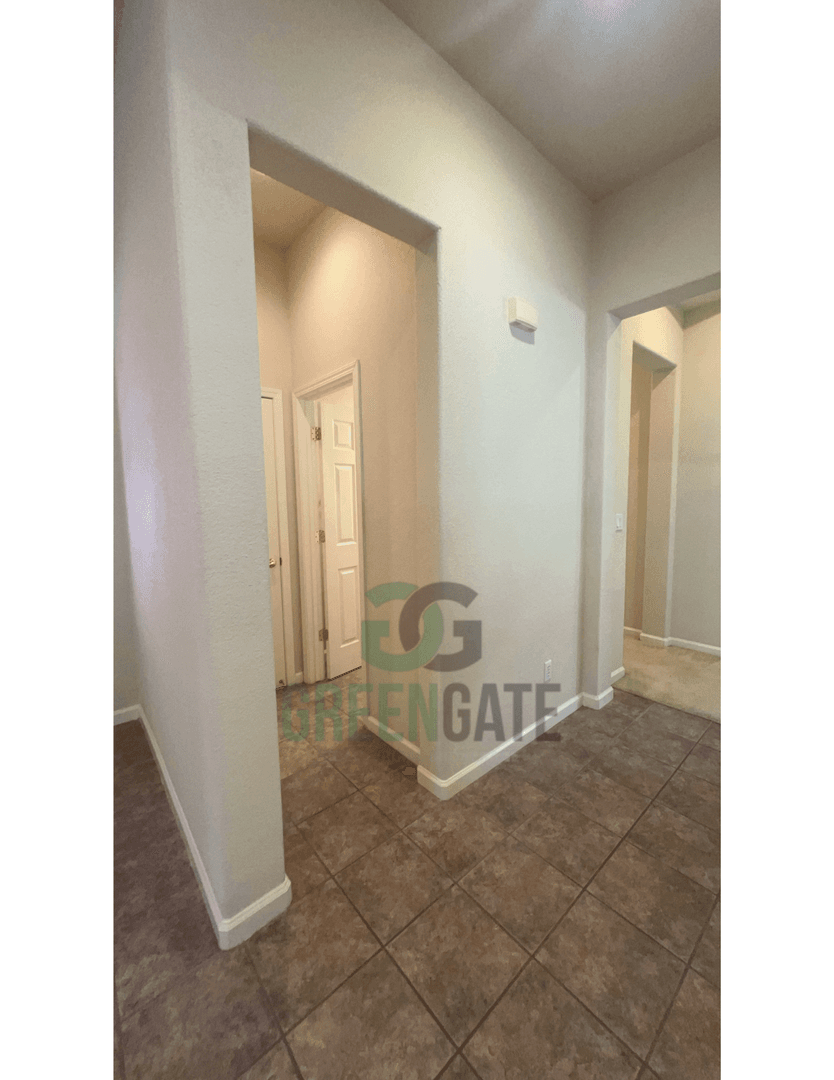 Modesto House: 3217 Sundance Lake Dr