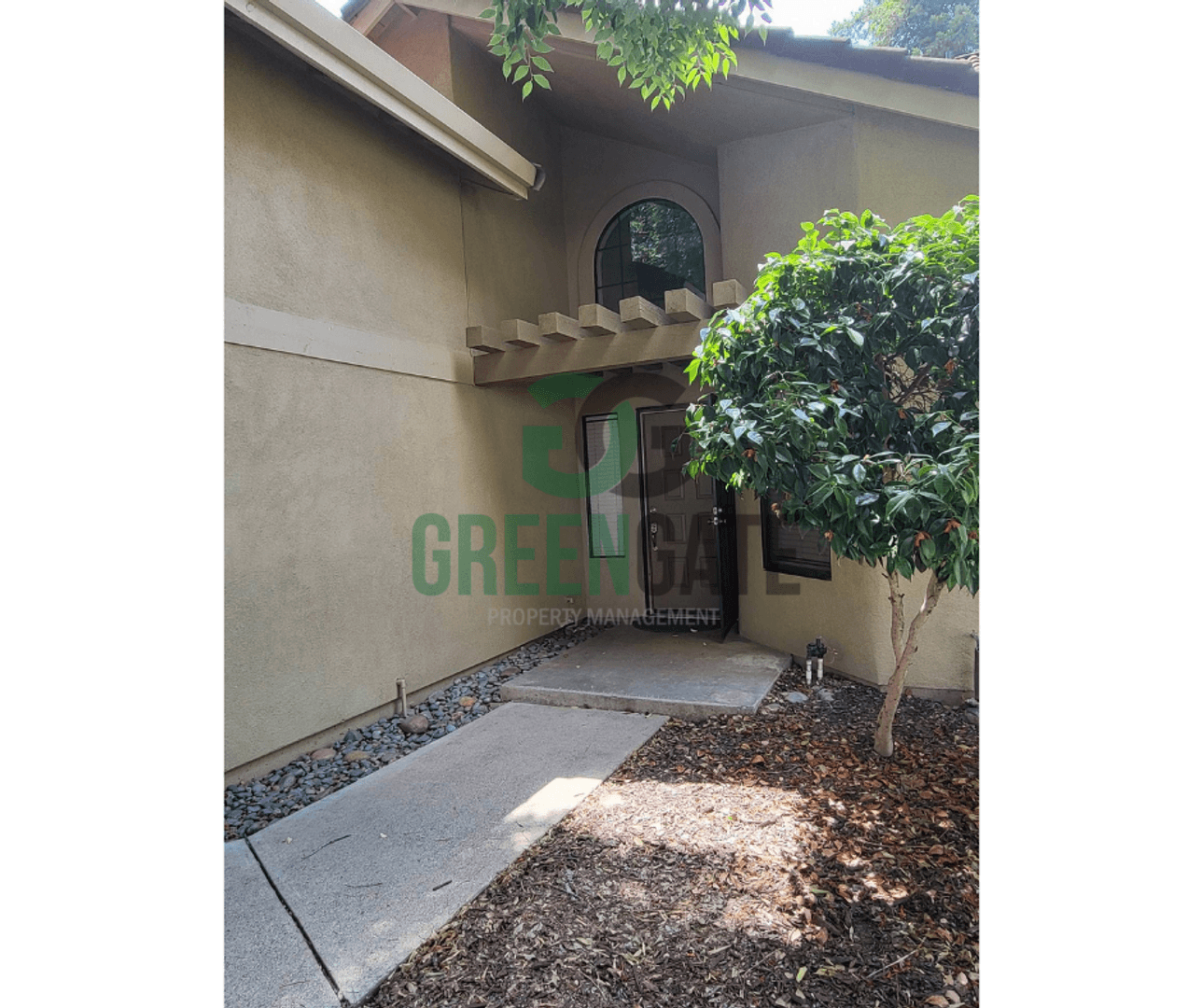 Modesto House: 2428 Woodvale Dr.