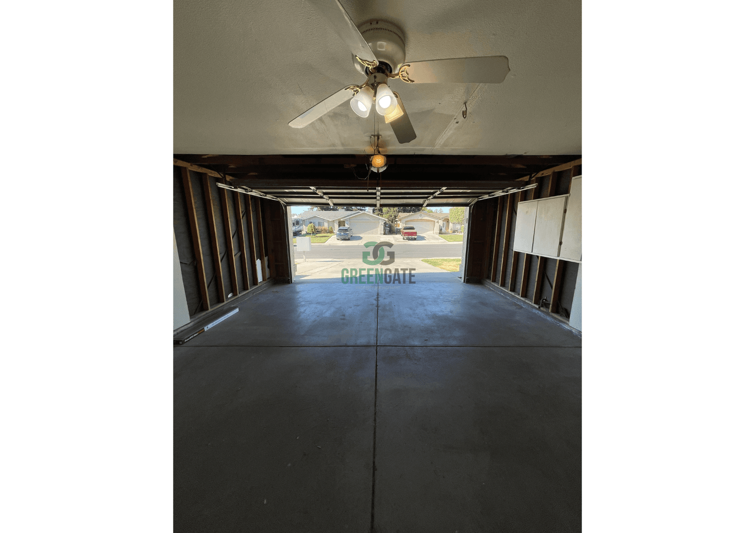 Riverbank House: 2142 Silverock Rd