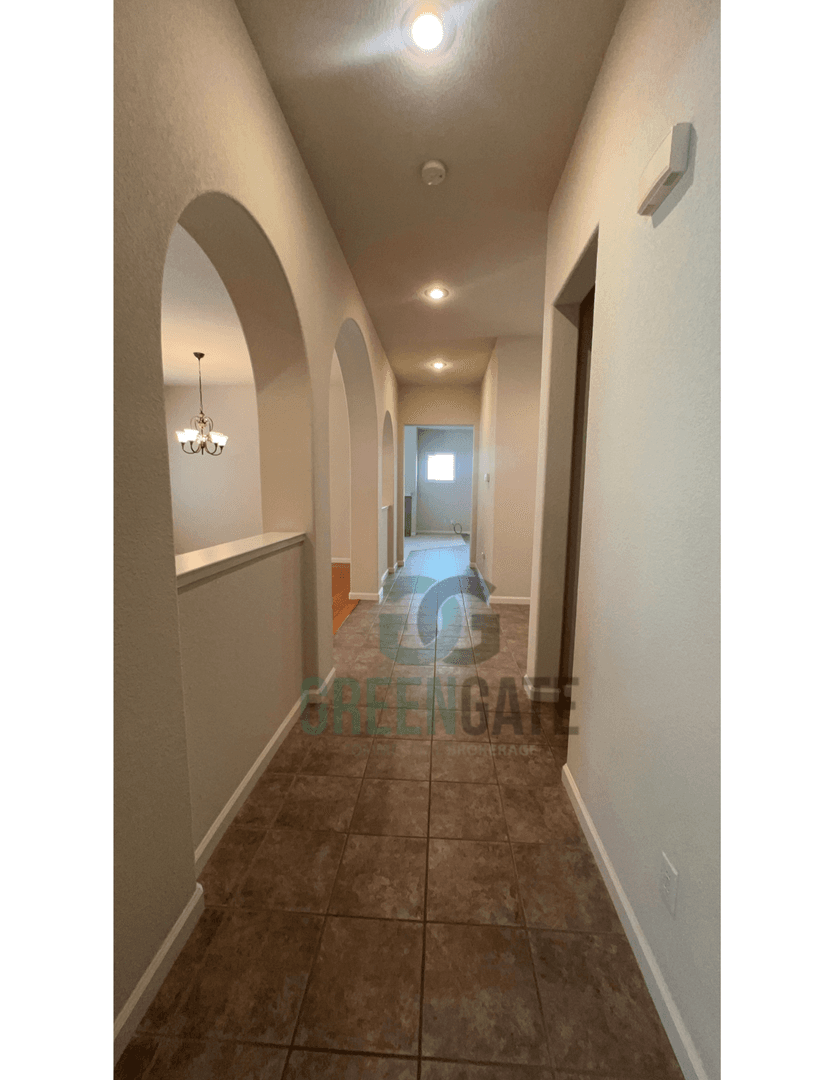 Modesto House: 3217 Sundance Lake Dr