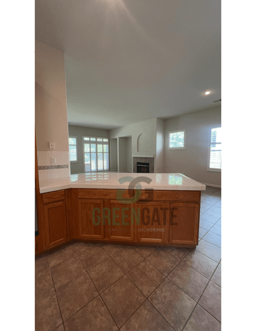 Modesto House: 3217 Sundance Lake Dr