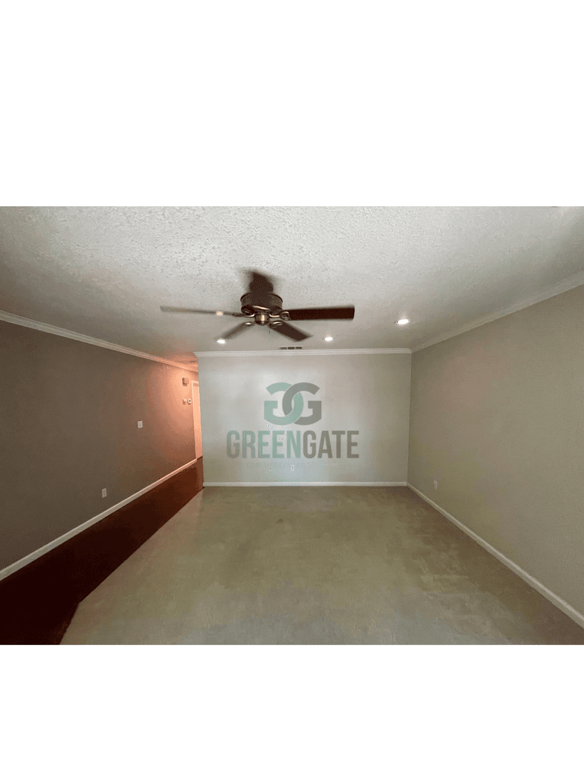 Modesto House: 533 Arrowhead Ct