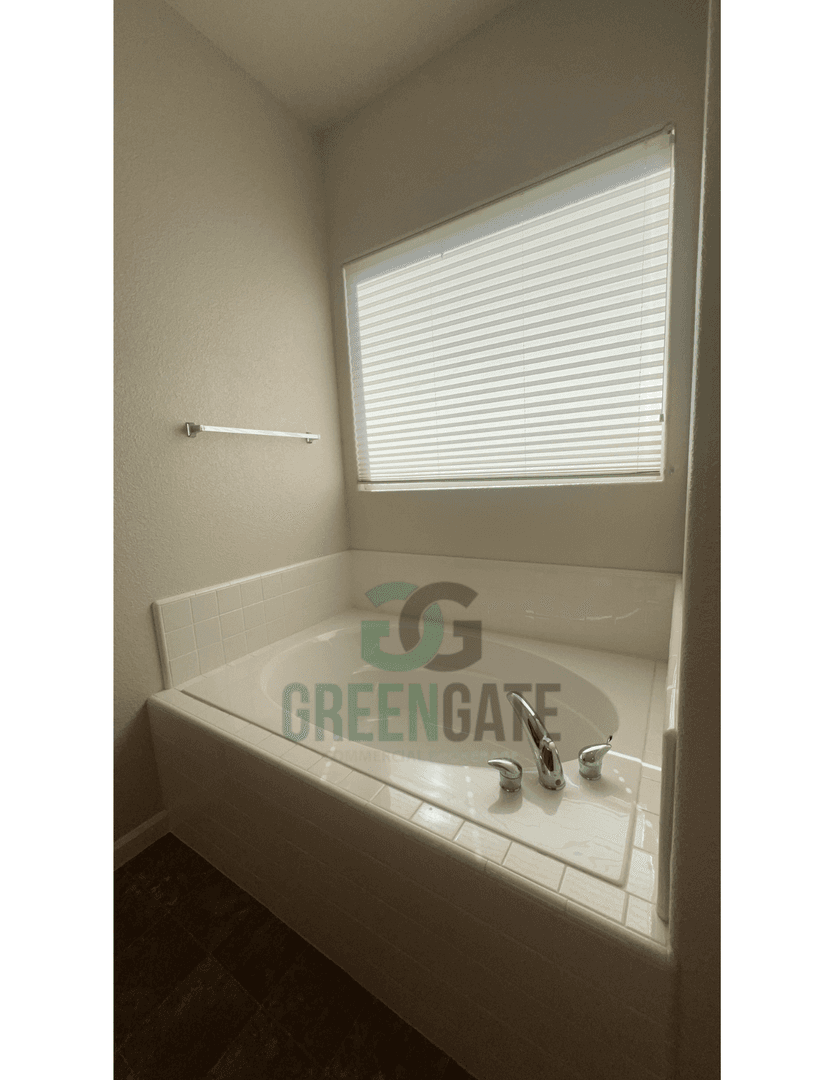 Modesto House: 3217 Sundance Lake Dr