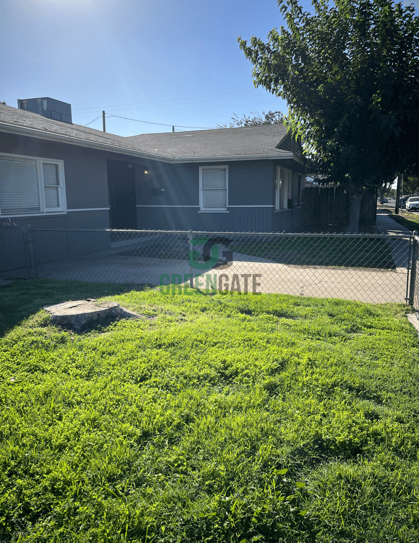 Ceres House: 2630 Magnolia St.