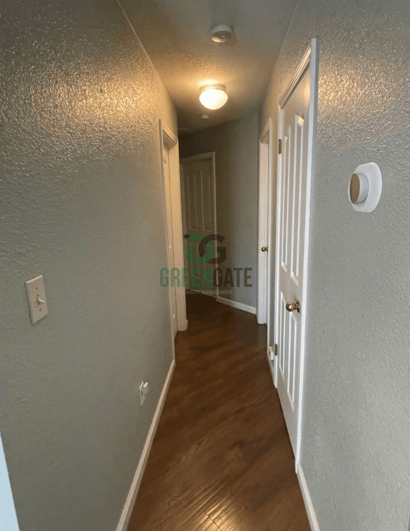 Modesto House: 3612 Justin Ct