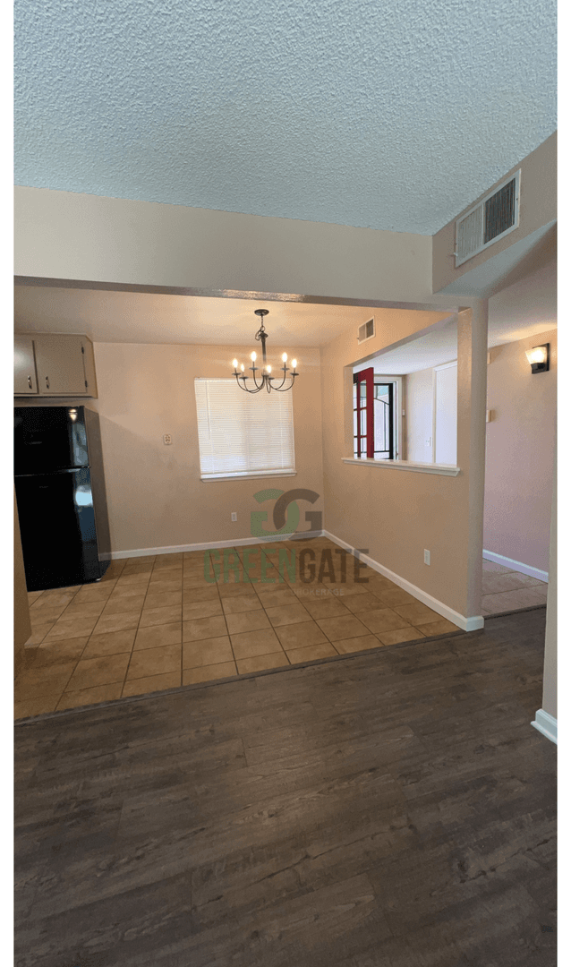 Modesto House: 2305 Rose Ave.