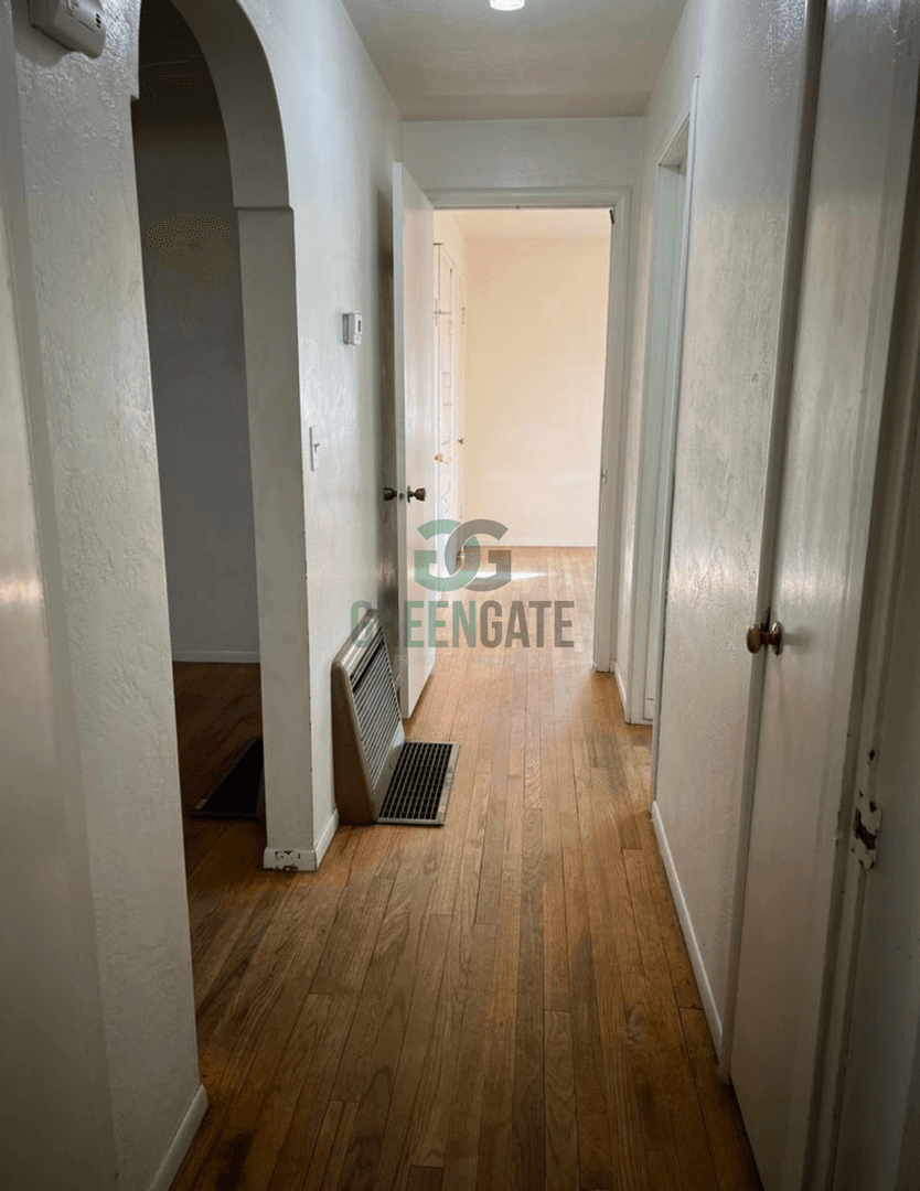 Ceres House: 2630 Magnolia St.