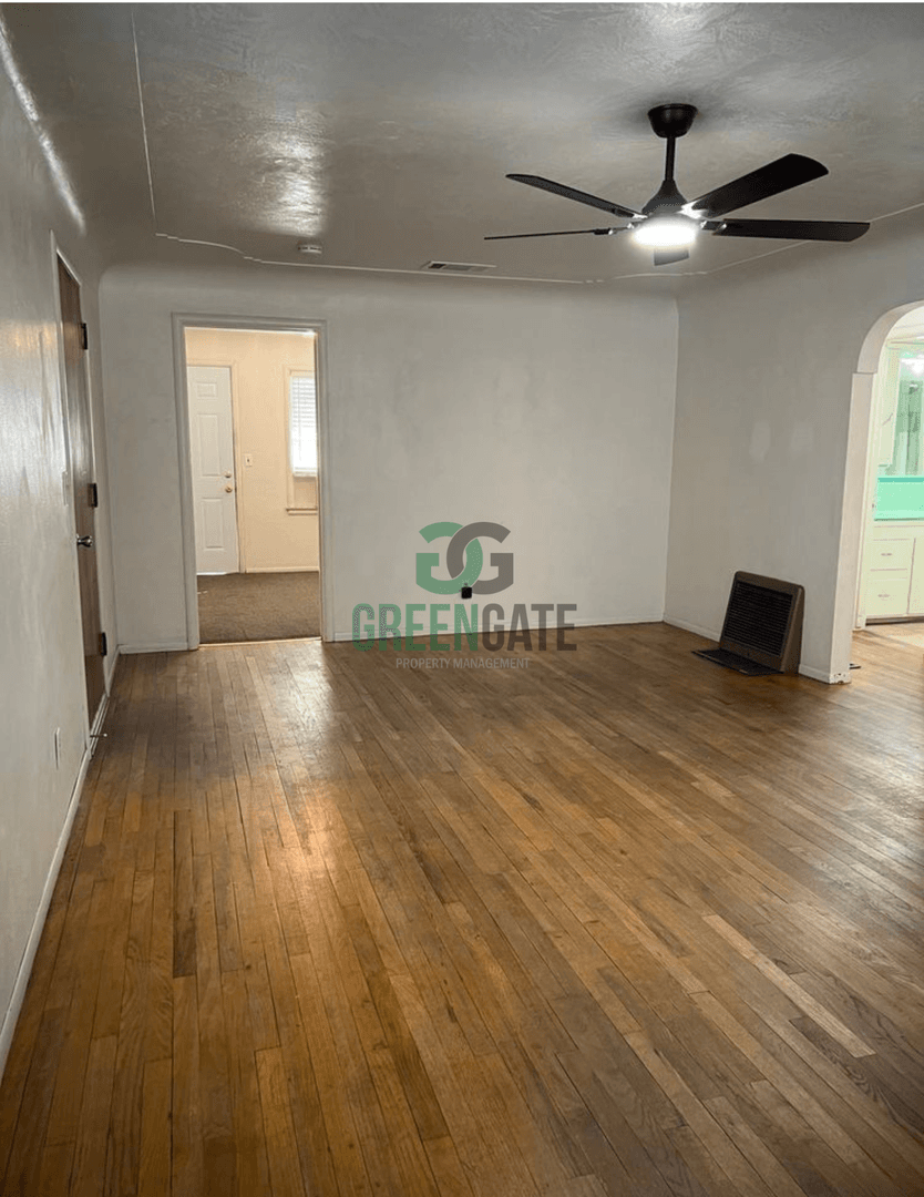Ceres House: 2630 Magnolia St.