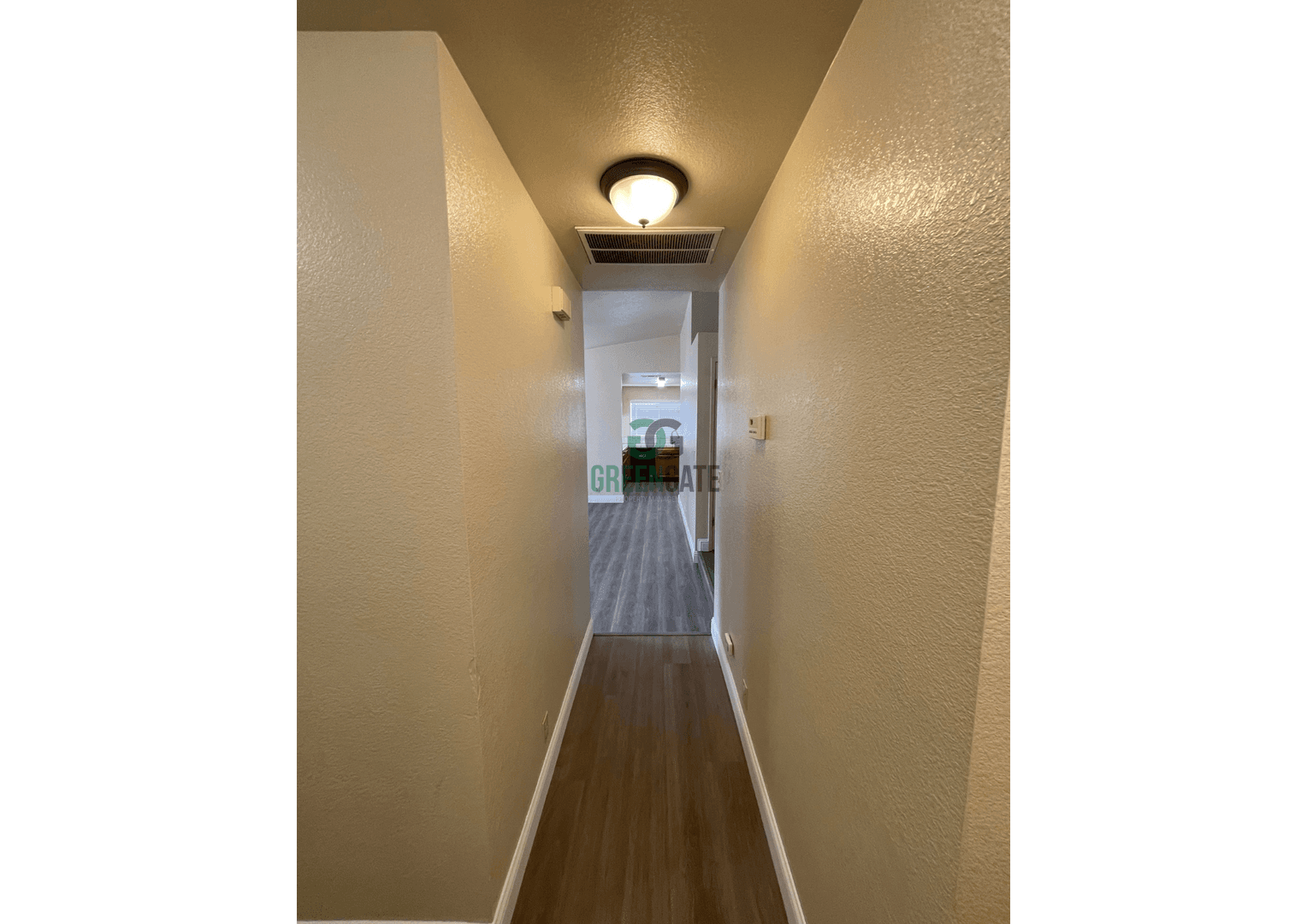 Riverbank House: 2142 Silverock Rd