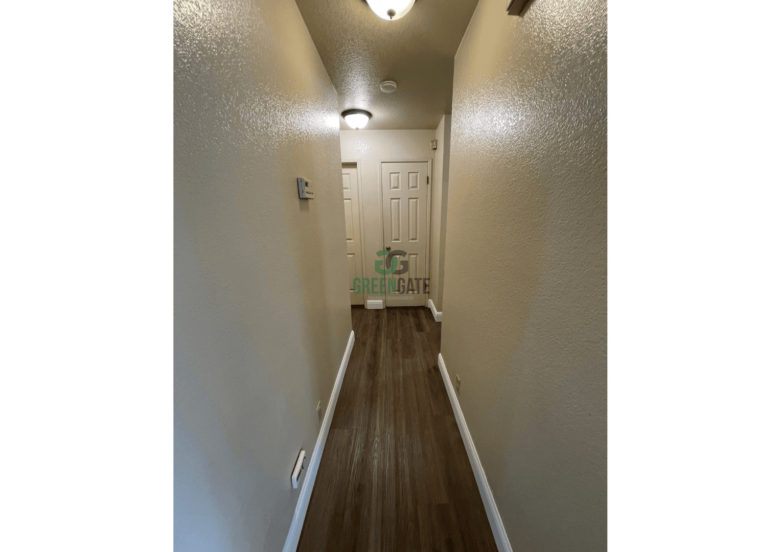 Riverbank House: 2142 Silverock Rd
