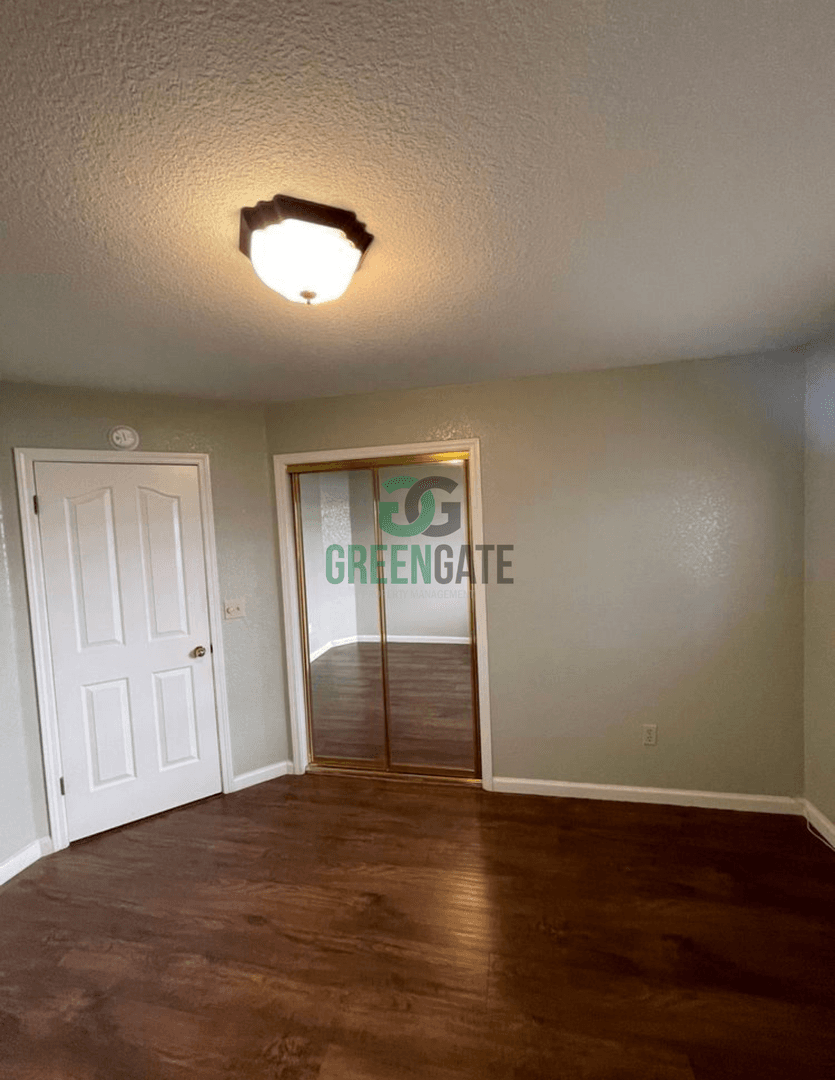 Modesto House: 3612 Justin Ct