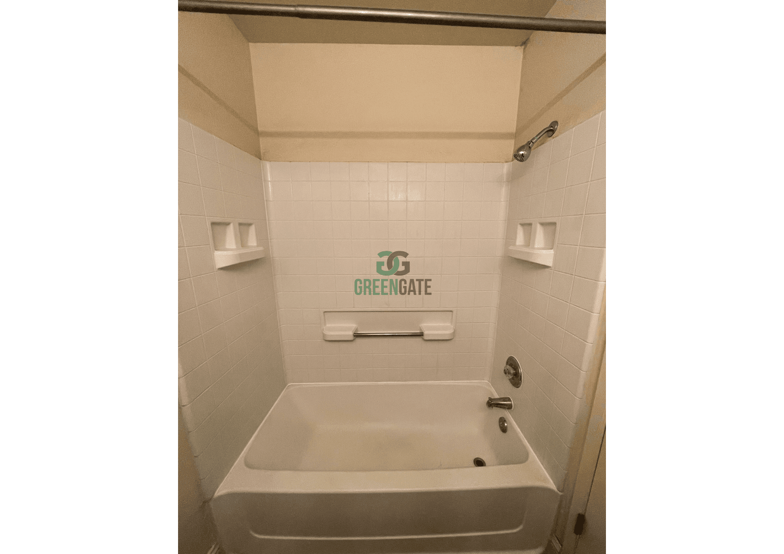 Riverbank House: 2142 Silverock Rd