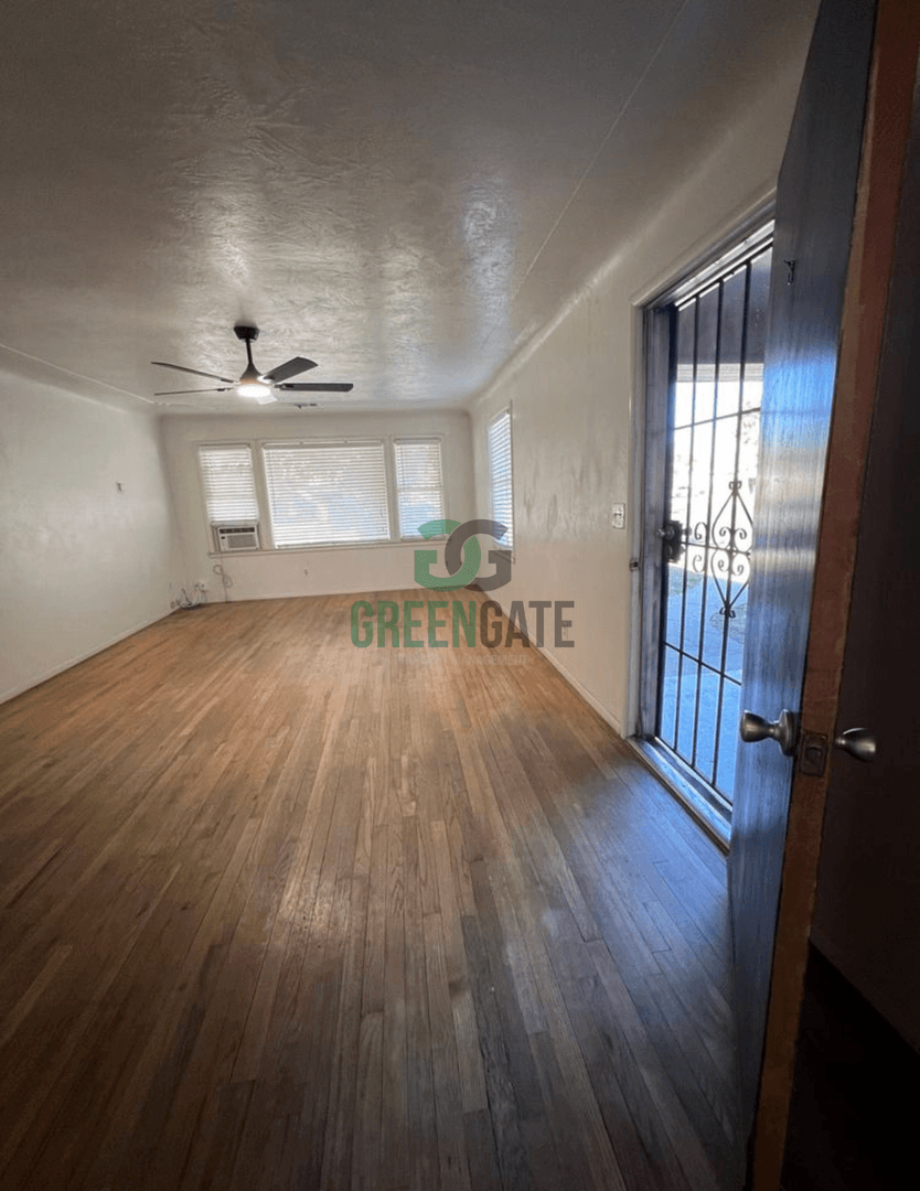 Ceres House: 2630 Magnolia St.
