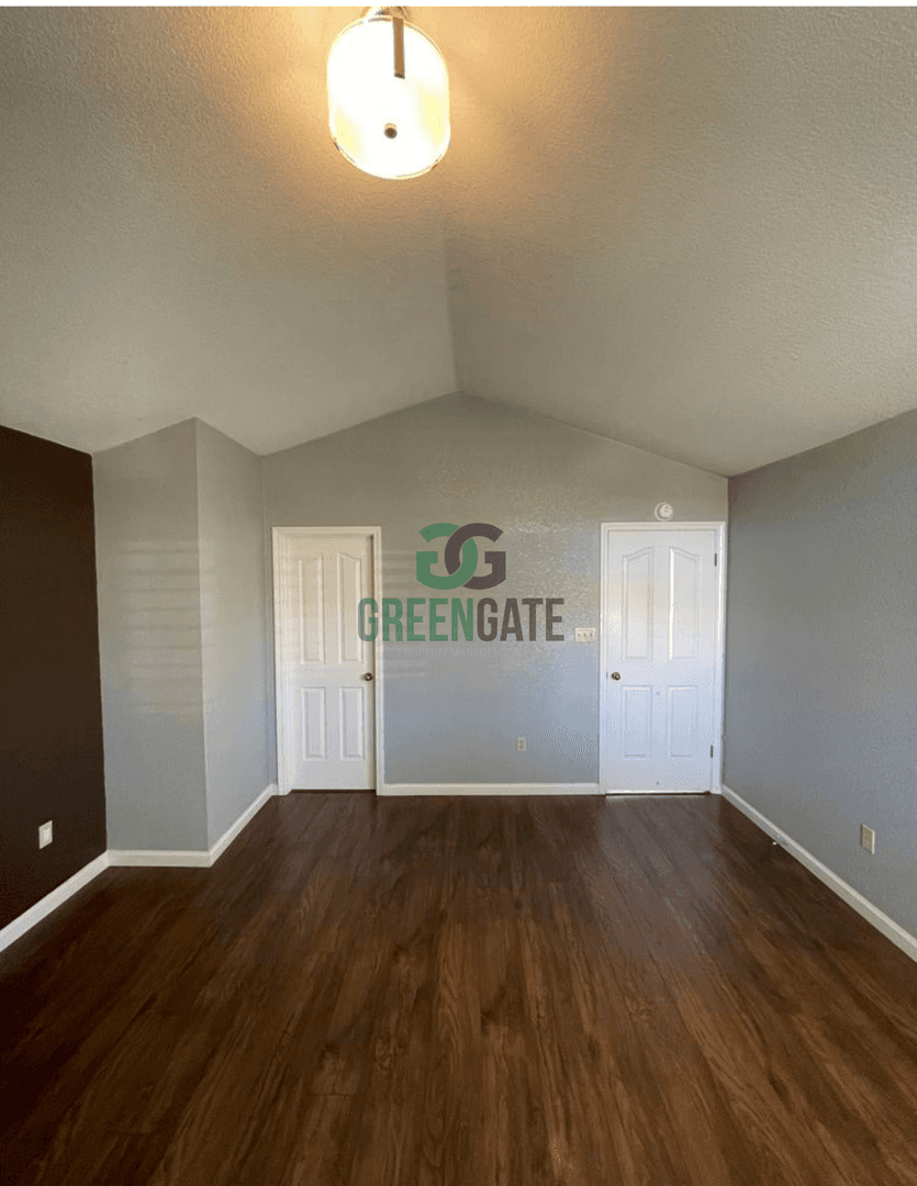 Modesto House: 3612 Justin Ct