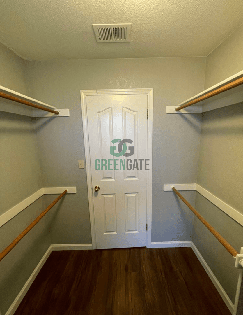 Modesto House: 3612 Justin Ct