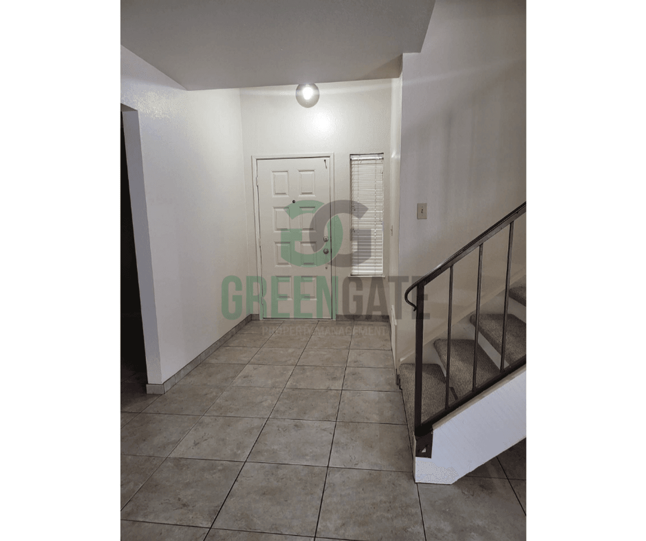 Modesto House: 2428 Woodvale Dr.