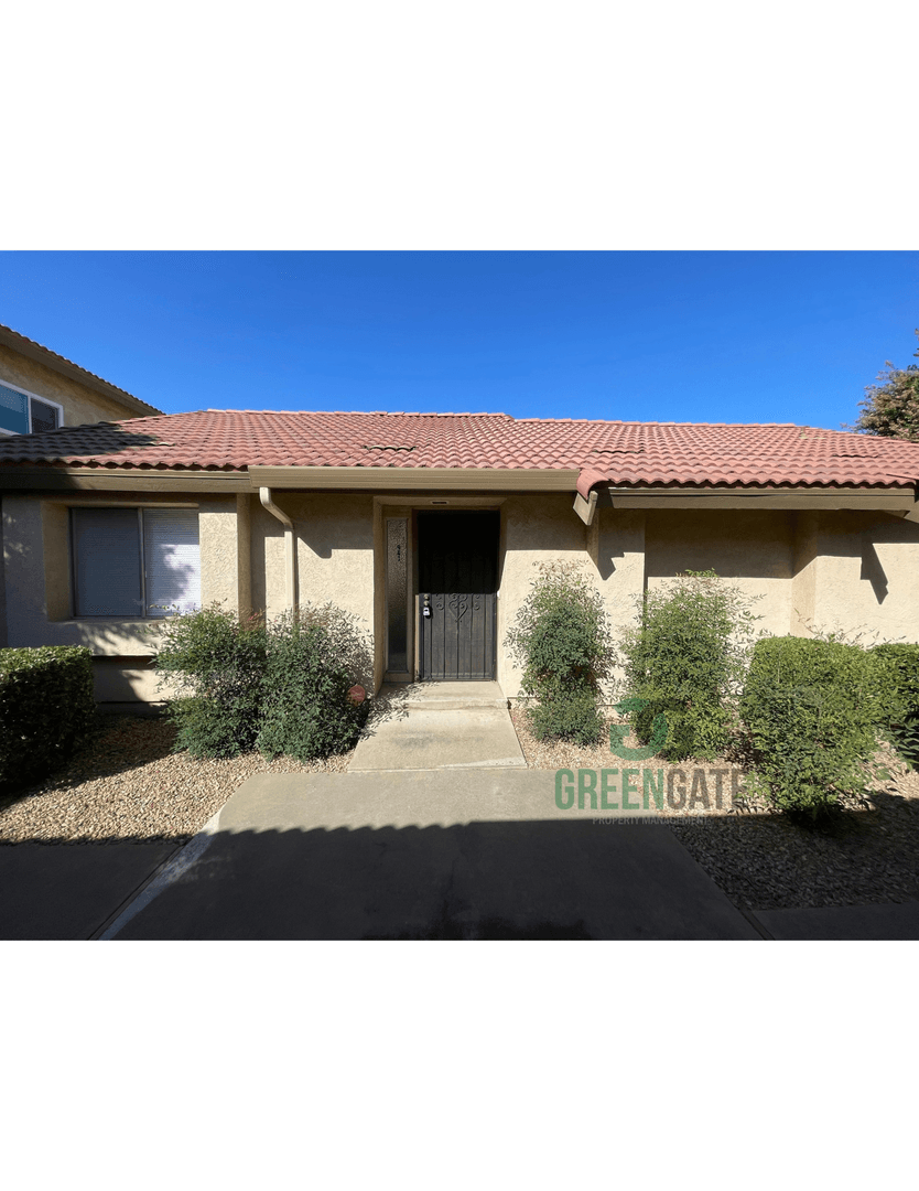 Modesto House: 941 Claremont Ct