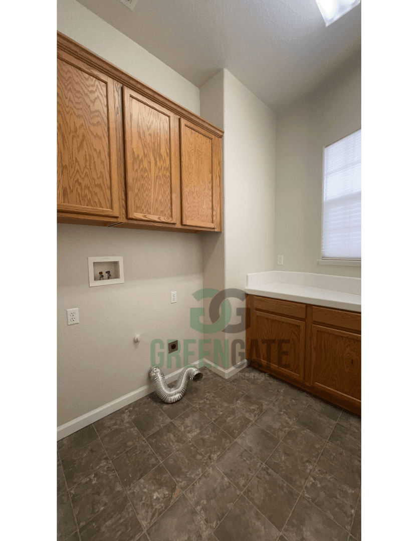 Modesto House: 3217 Sundance Lake Dr
