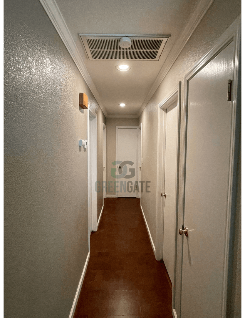 Modesto House: 533 Arrowhead Ct