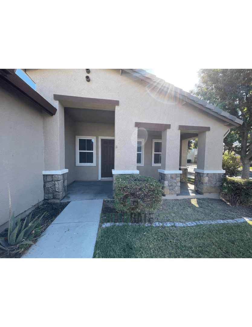 Patterson House: 104 Walker Ranch Parkway