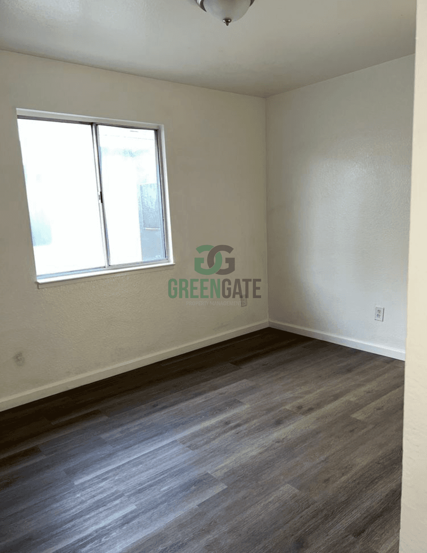 Turlock Apartment: 645 South Ave.