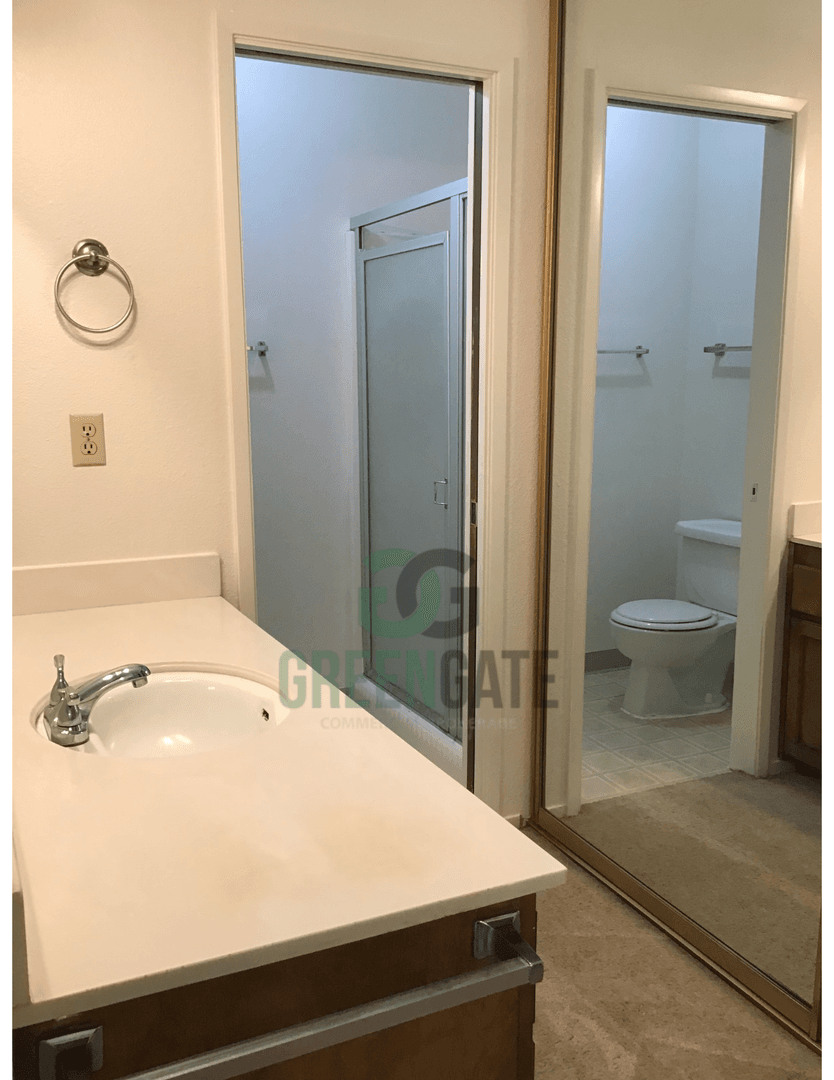 Modesto House: 941 Claremont Ct