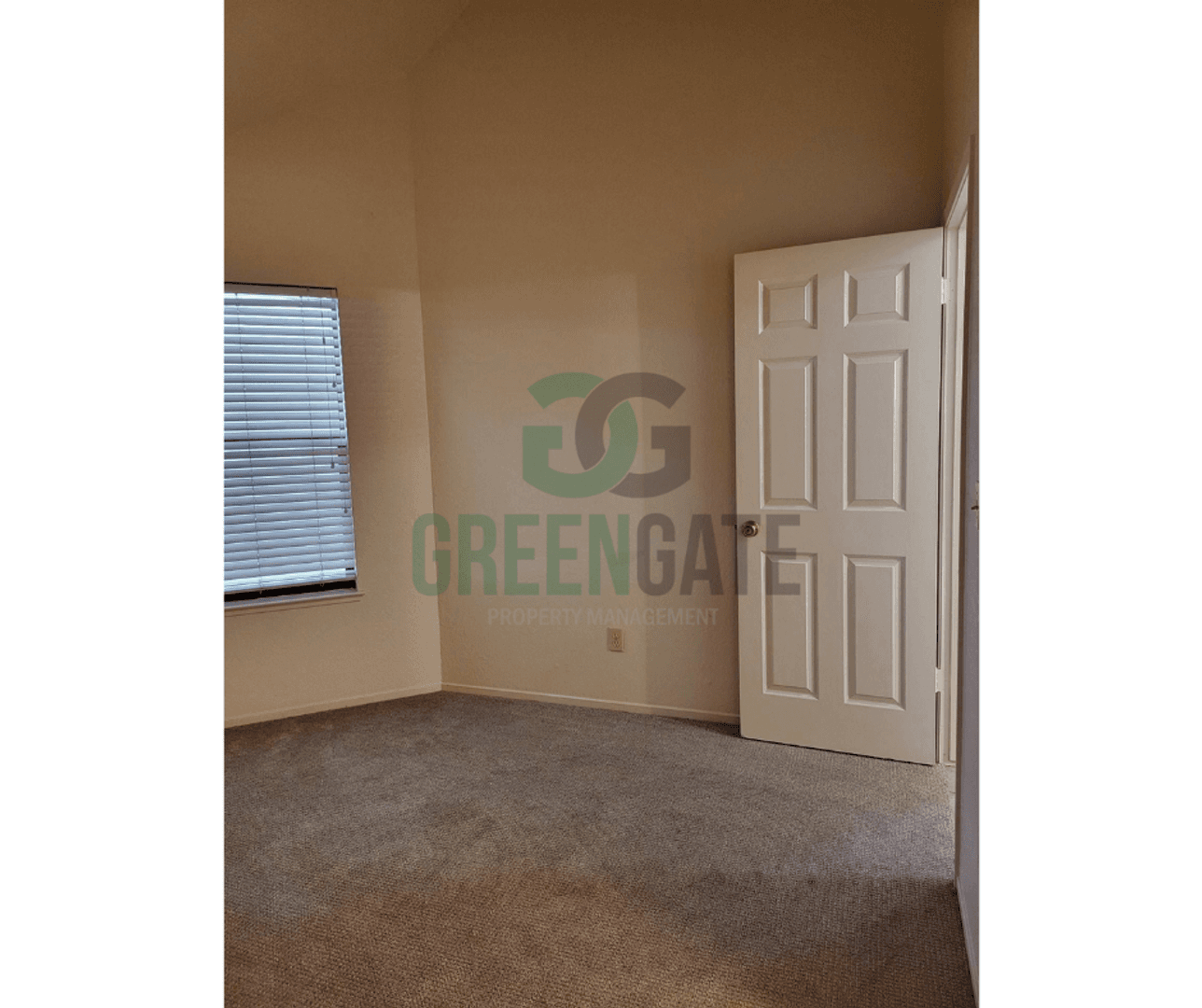 Modesto House: 2428 Woodvale Dr.