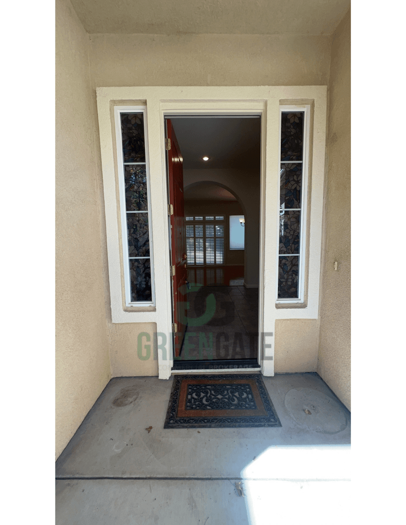 Modesto House: 3217 Sundance Lake Dr