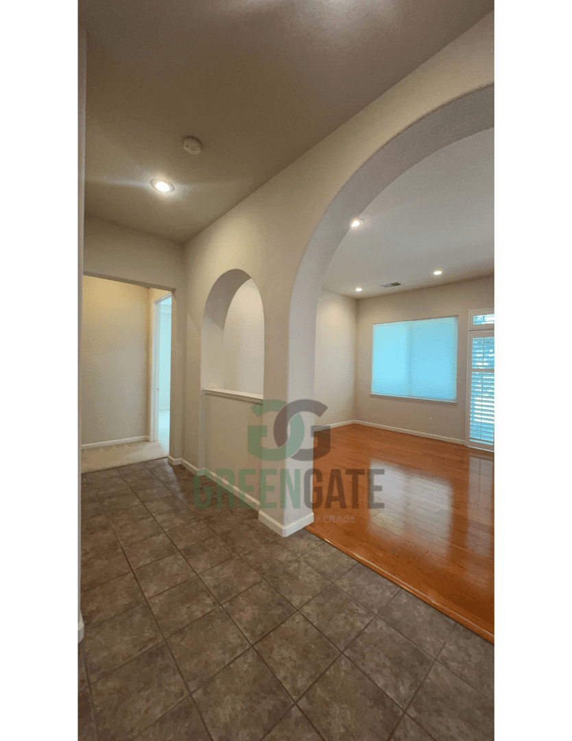 Modesto House: 3217 Sundance Lake Dr