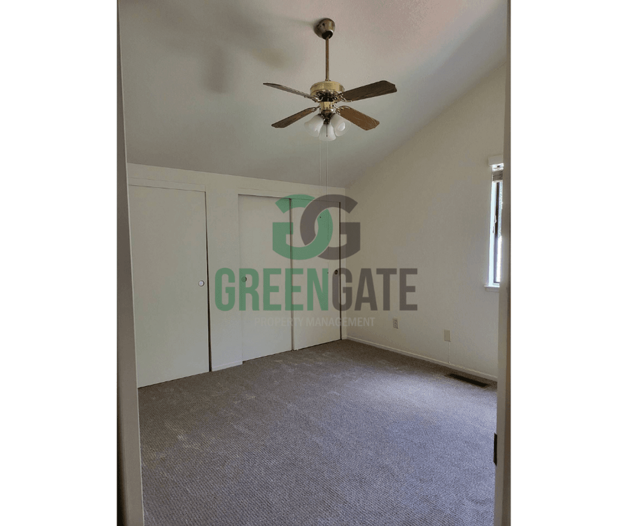 Modesto House: 2428 Woodvale Dr.