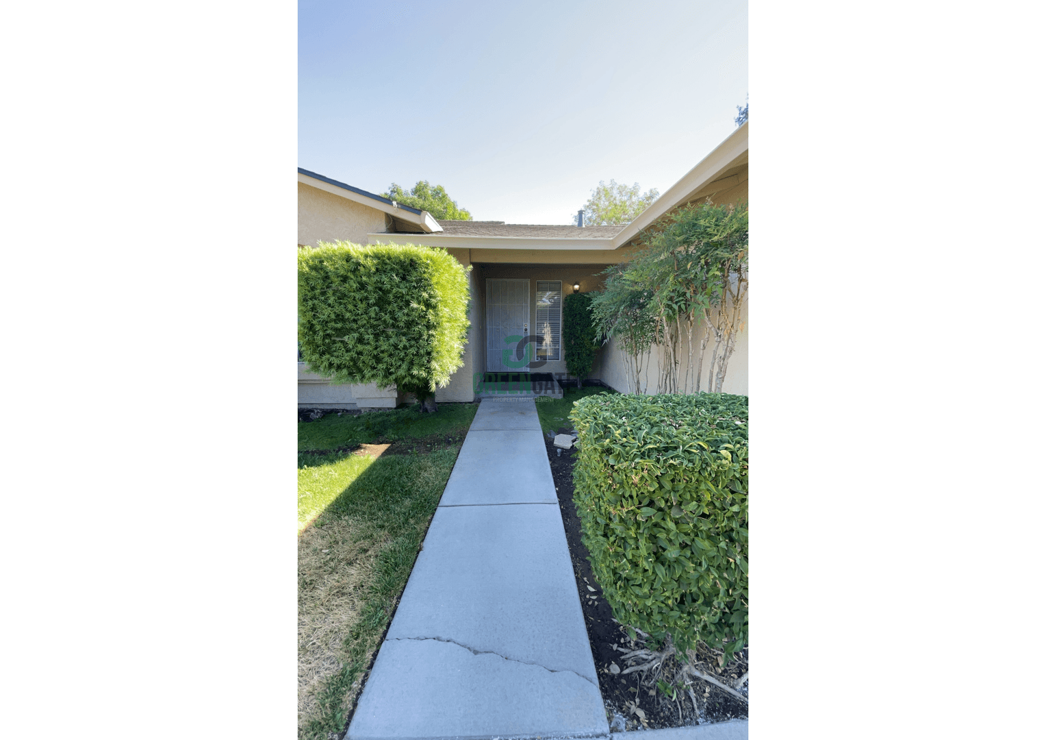 Riverbank House: 2142 Silverock Rd