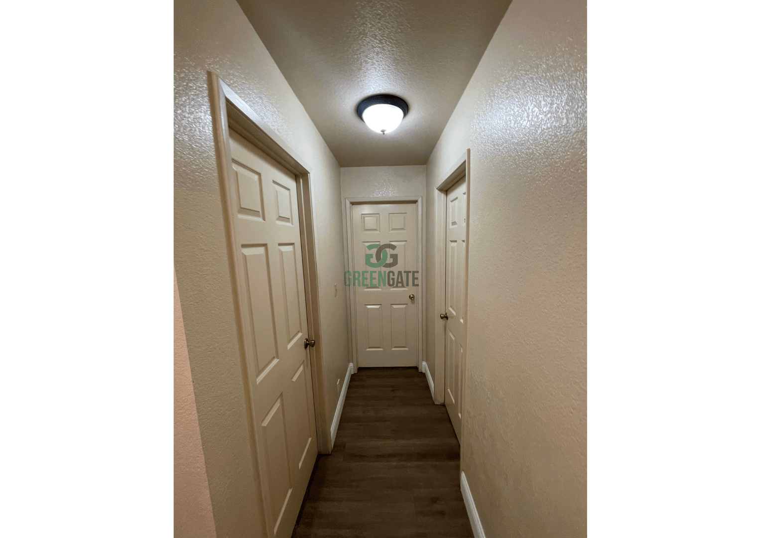 Riverbank House: 2142 Silverock Rd