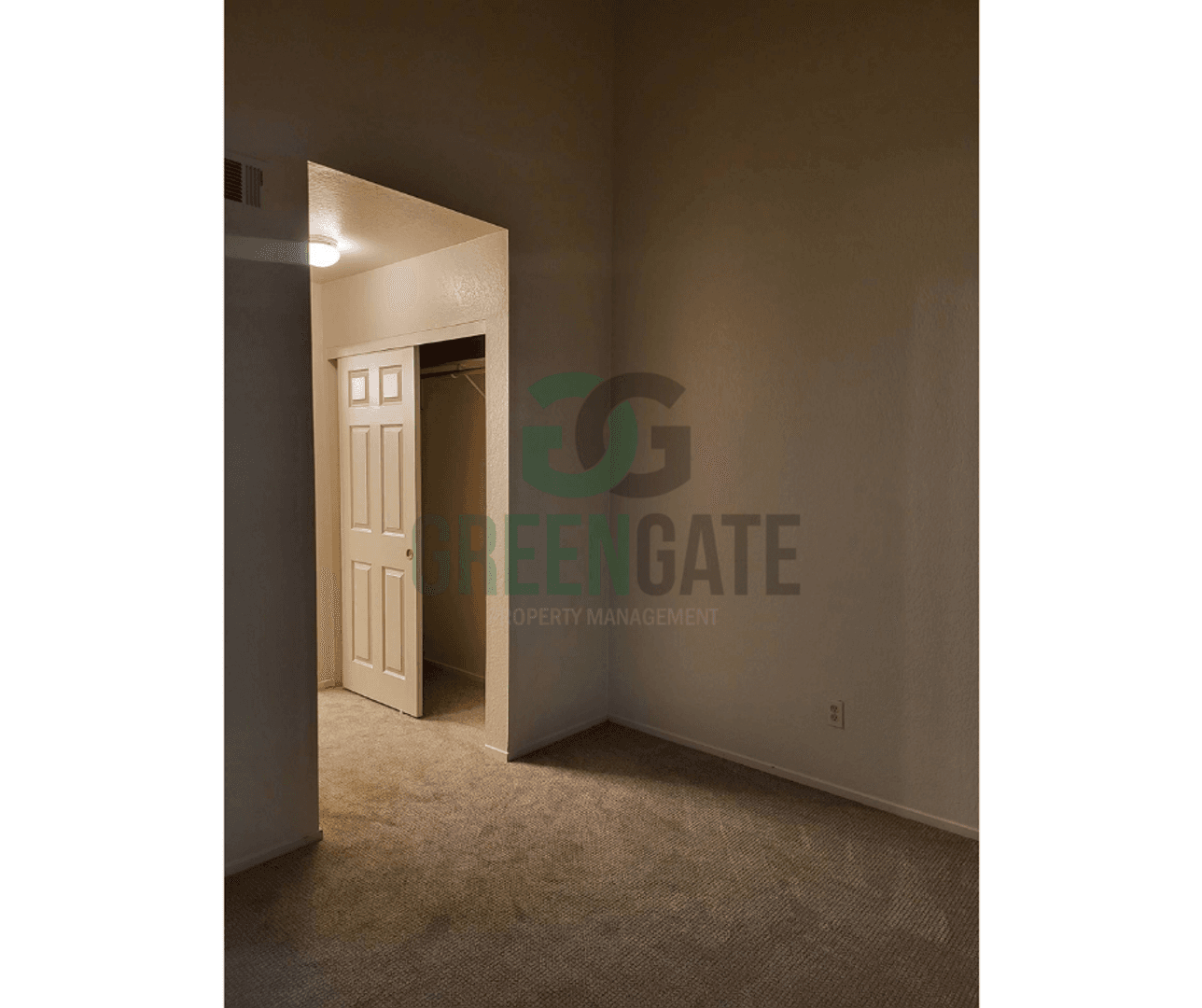 Modesto House: 2428 Woodvale Dr.