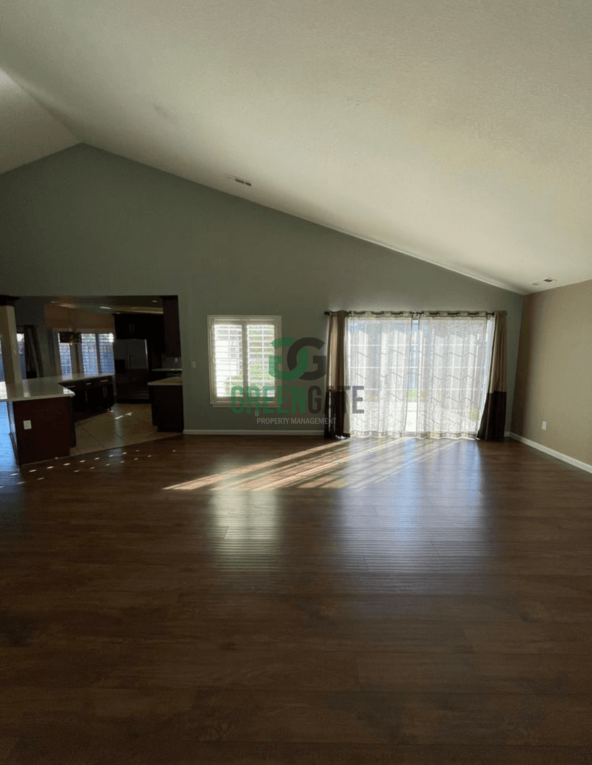 Modesto House: 3612 Justin Ct