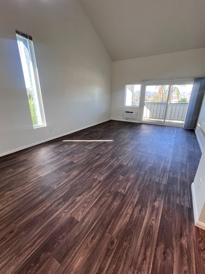 Escondido Apartment: 300 S. Ivy Street